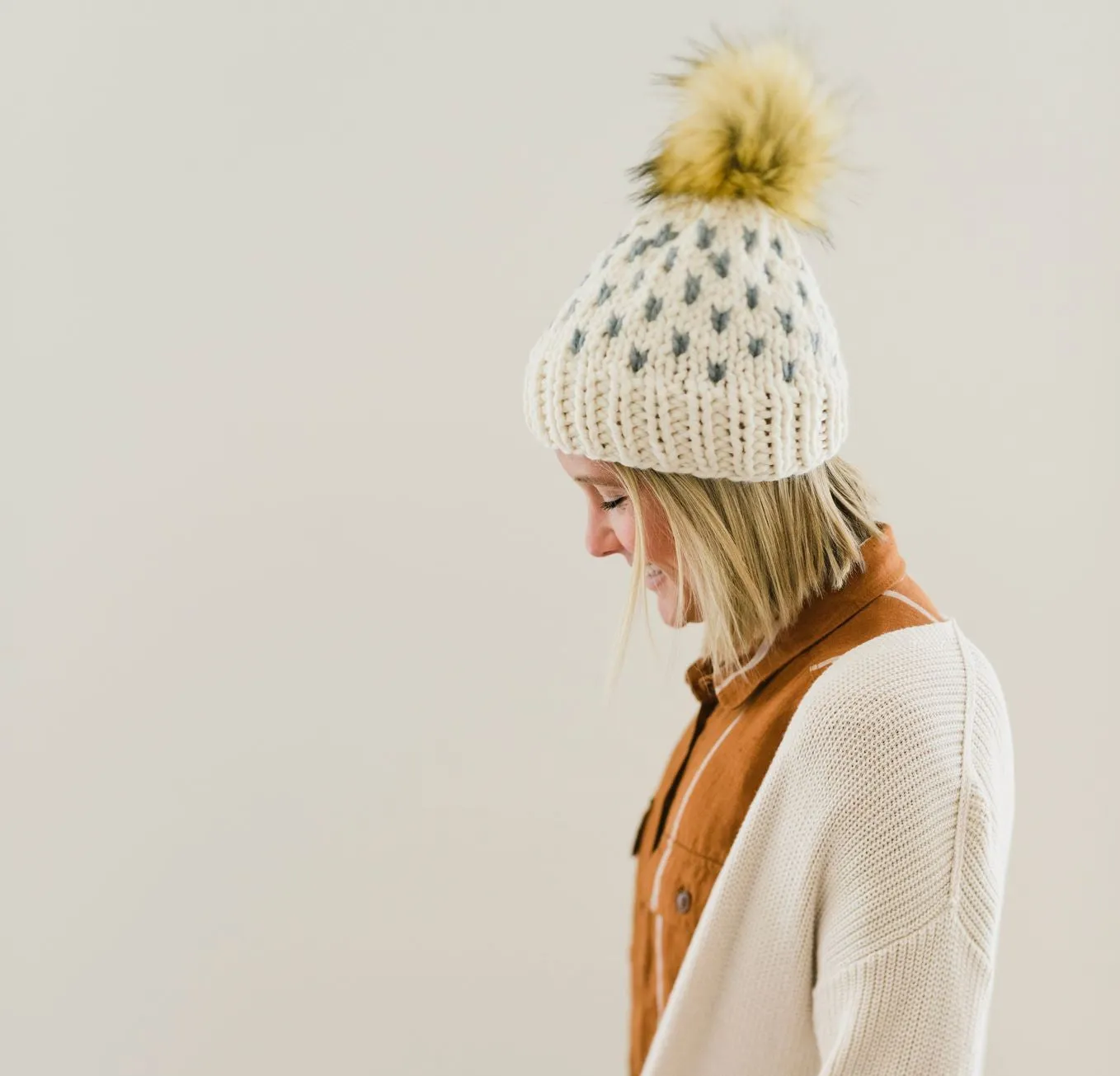 Adult Heart Pom Hat | Off White   Slate