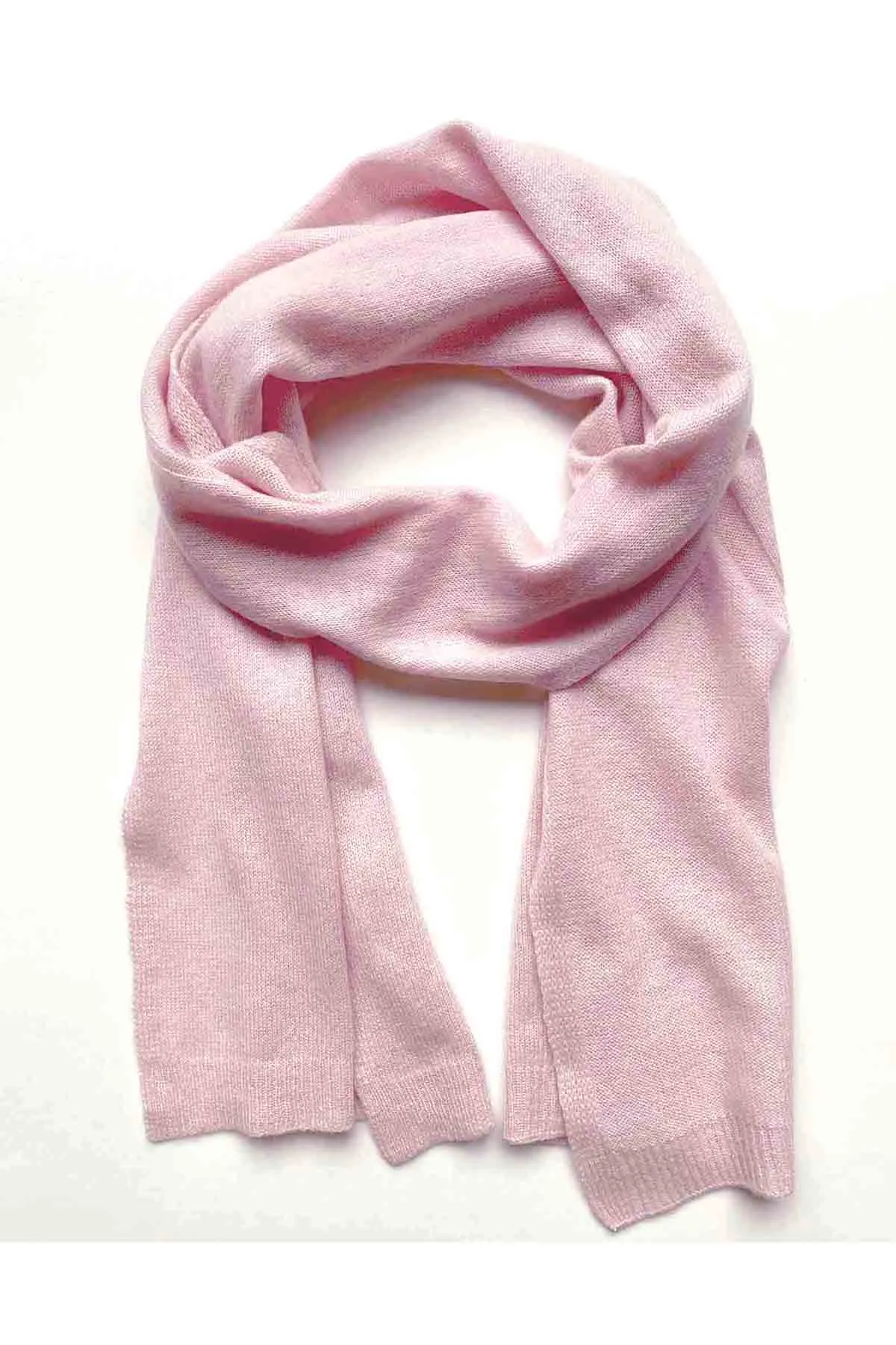 Cashmere scarf in Pale pink