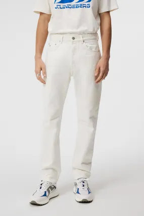 Cody Solid Regular Jeans