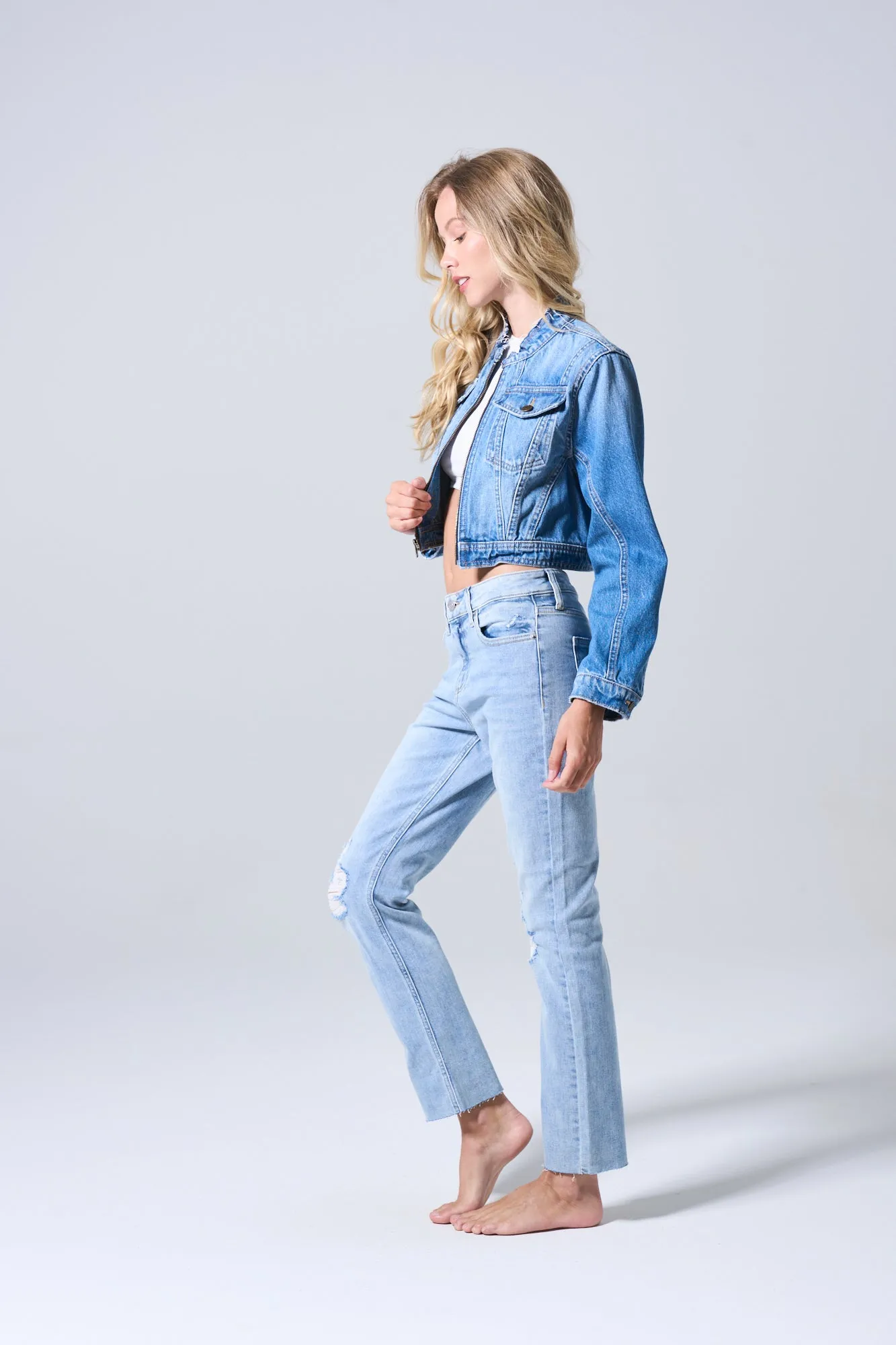 CROP OVERSIZE ZIP UP DENIM JACKET WITH MEDIUM WASH  / SP-J4279