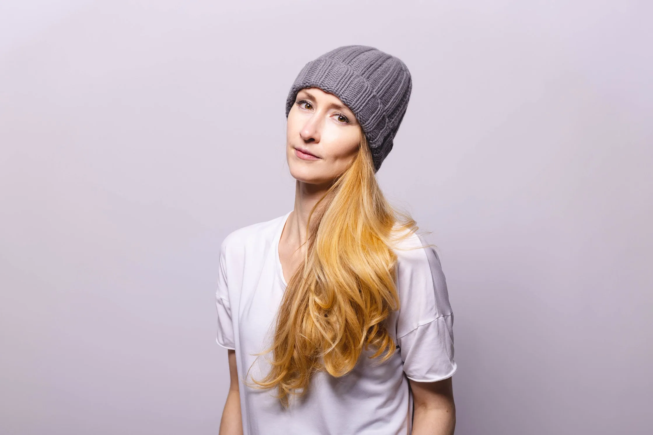 Fold-Over Ribbed Grey Cashmere Hat