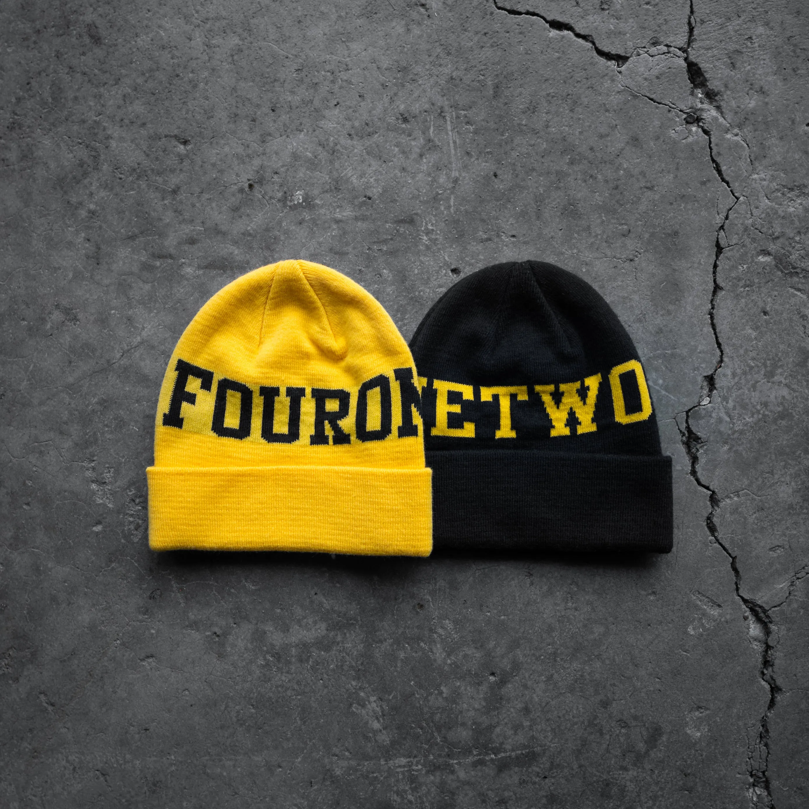 FOURONETWO® Block Knit Beanie