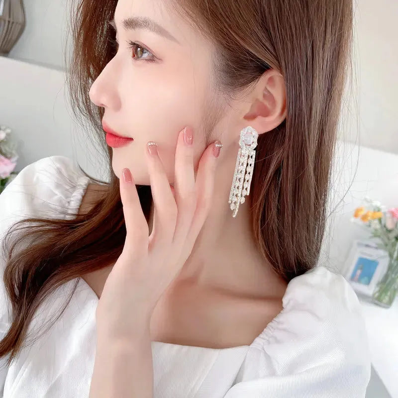 Luxury Bridal Wedding Banquet Dress Earrings, High Grade Copper Inlaid Zircon Long Tassel Earrings LYX182