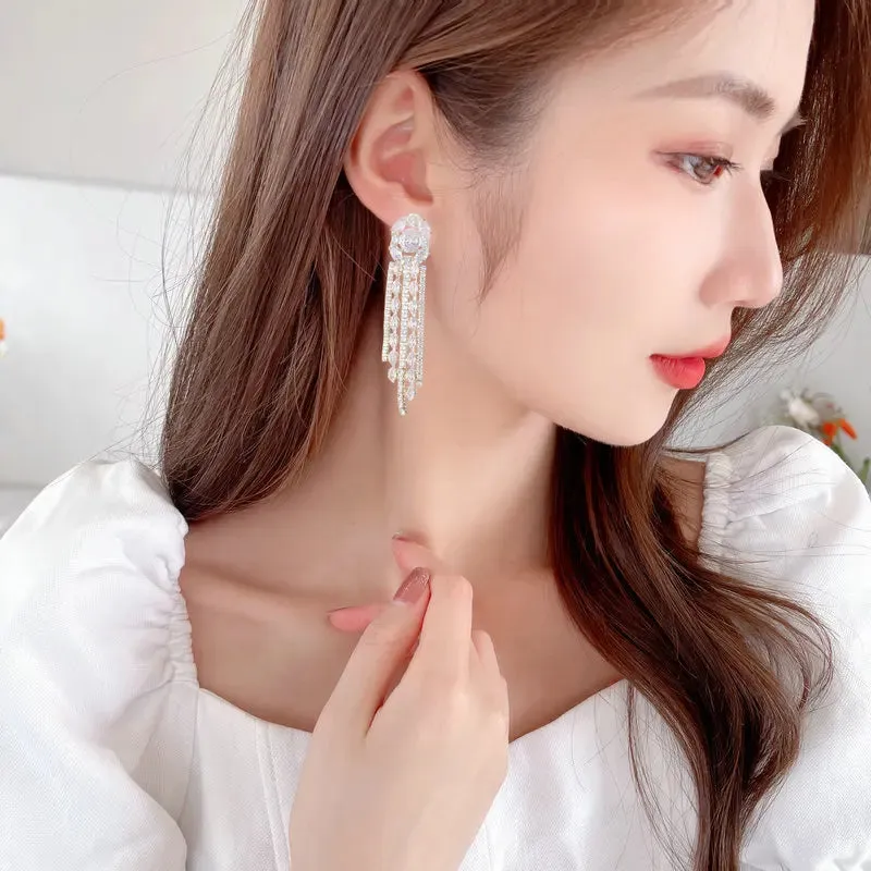 Luxury Bridal Wedding Banquet Dress Earrings, High Grade Copper Inlaid Zircon Long Tassel Earrings LYX182