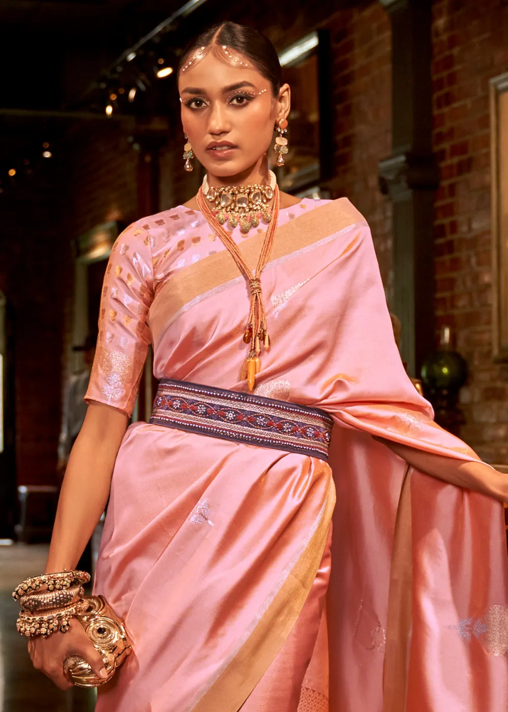 Mauvelous Pink Copper Zari Woven Designer Silk Saree