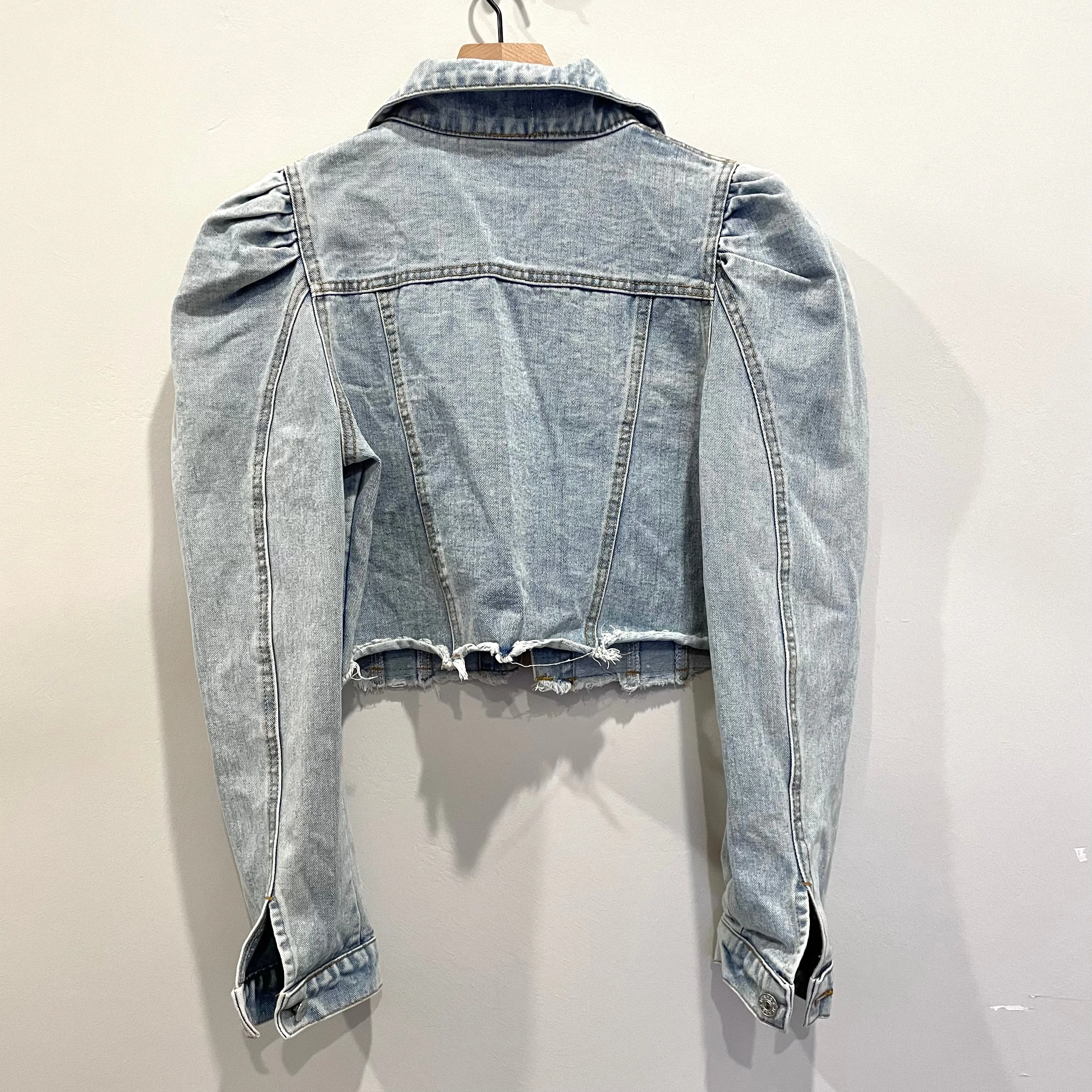 Puff Shoulder Crop Jean Jacket