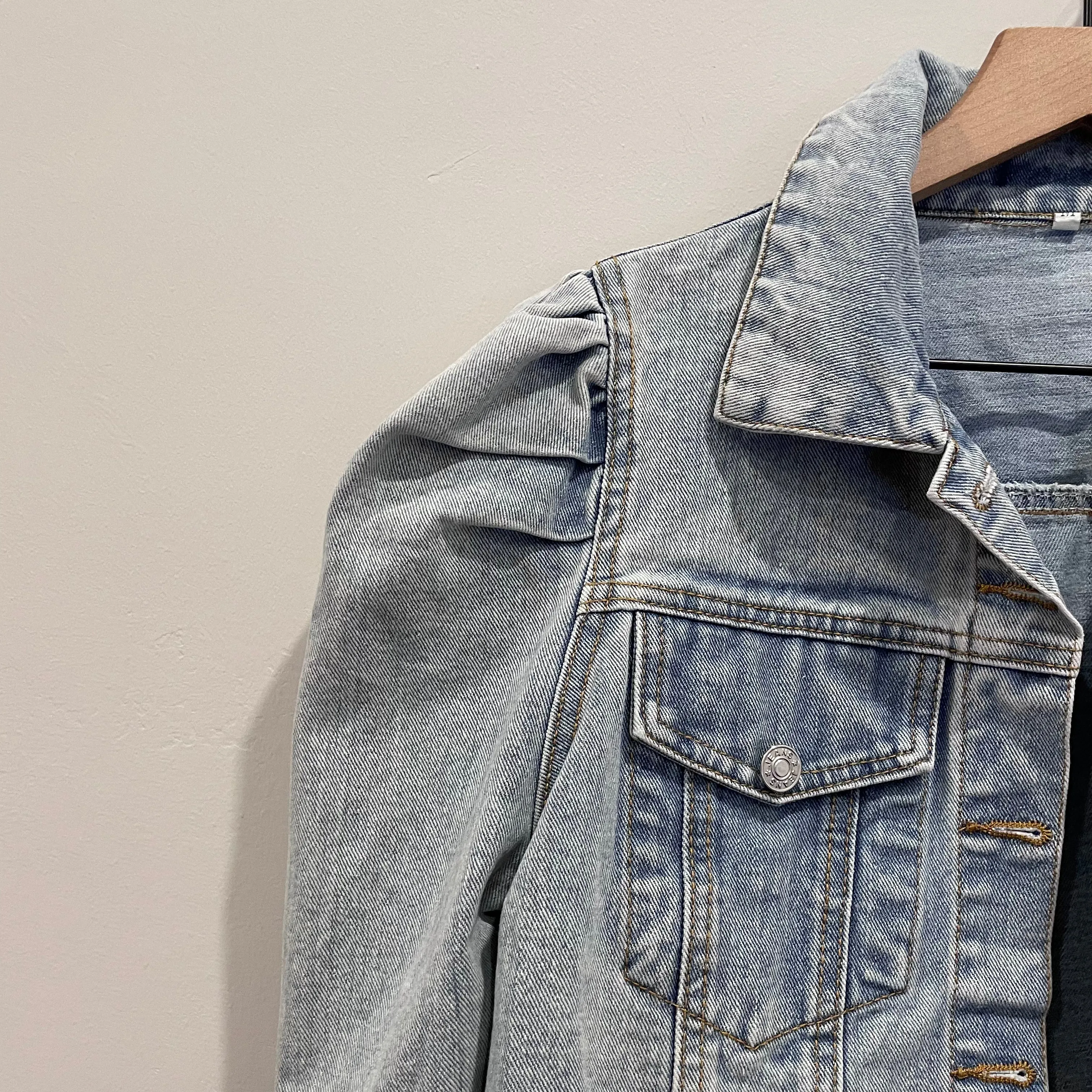 Puff Shoulder Crop Jean Jacket