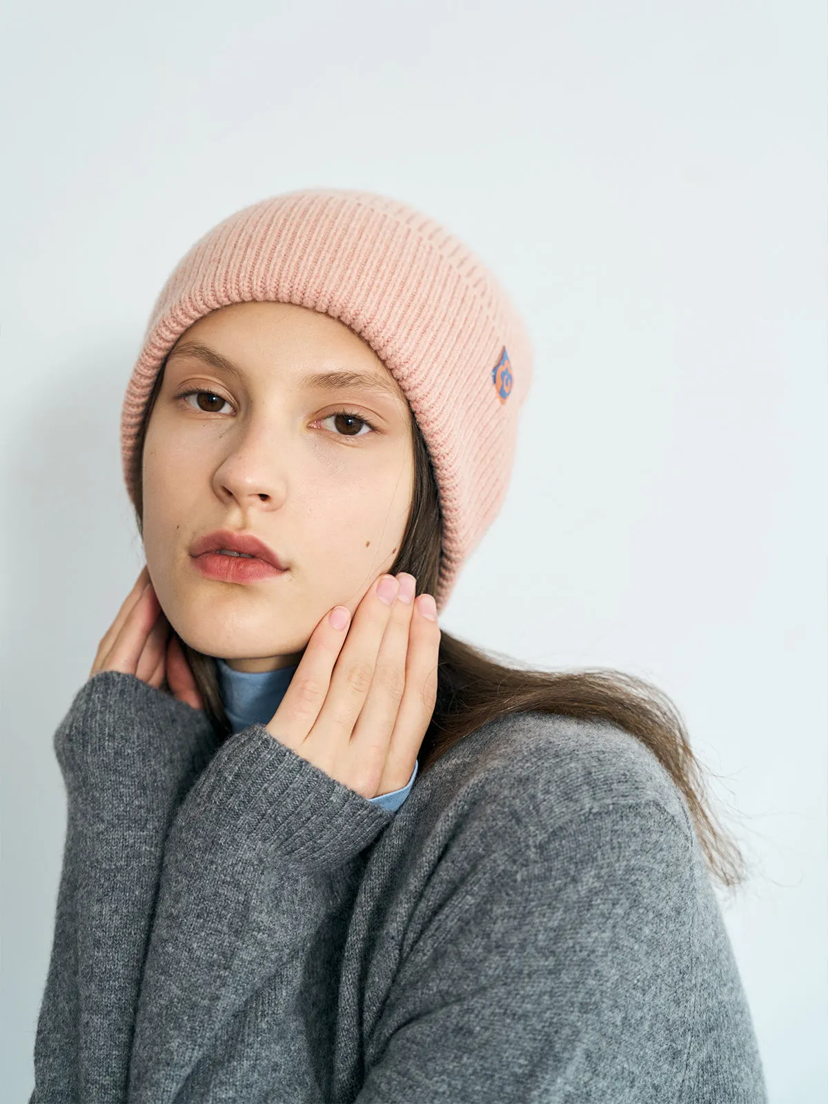 "Extra Fine Marino" Wool Knit Beanie Hat - Pale Pink