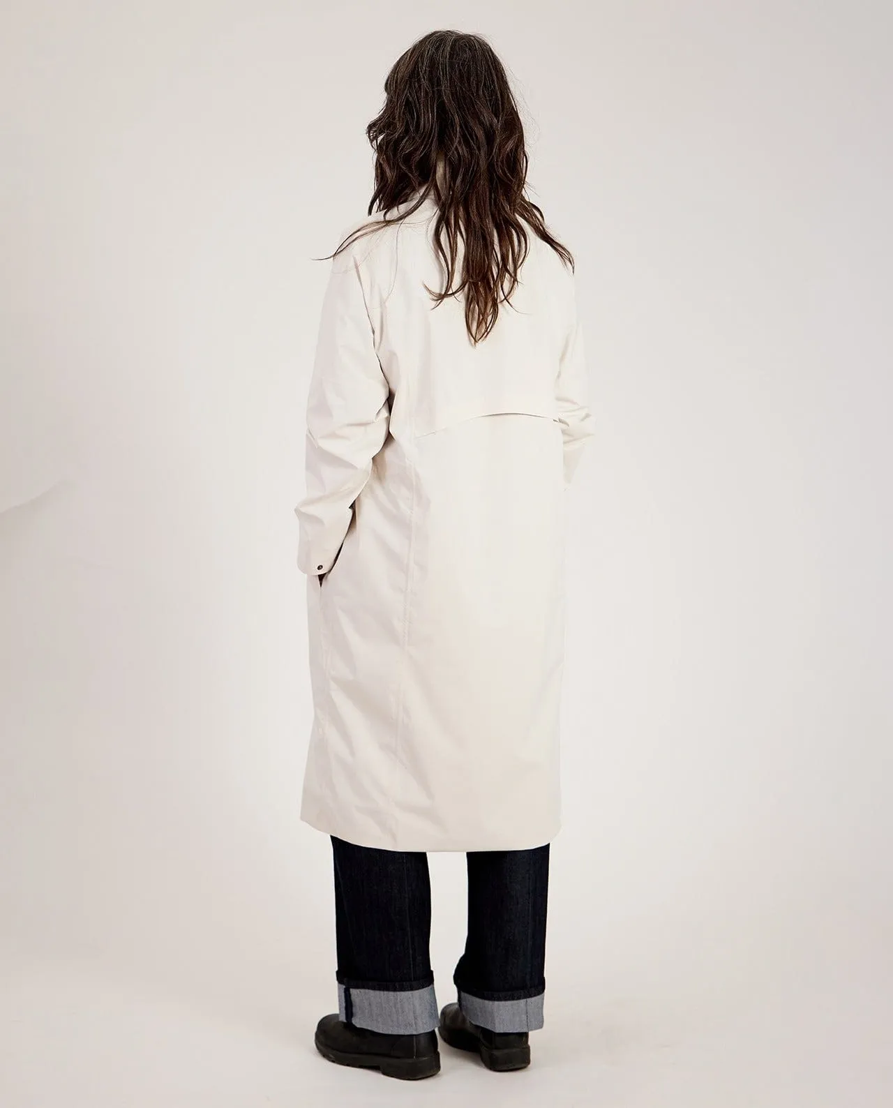 The Odyssey Waterproof  Atmosphere Raincoat | White