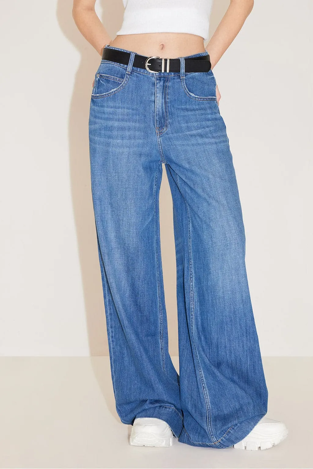 Vintage Wide Leg Jeans