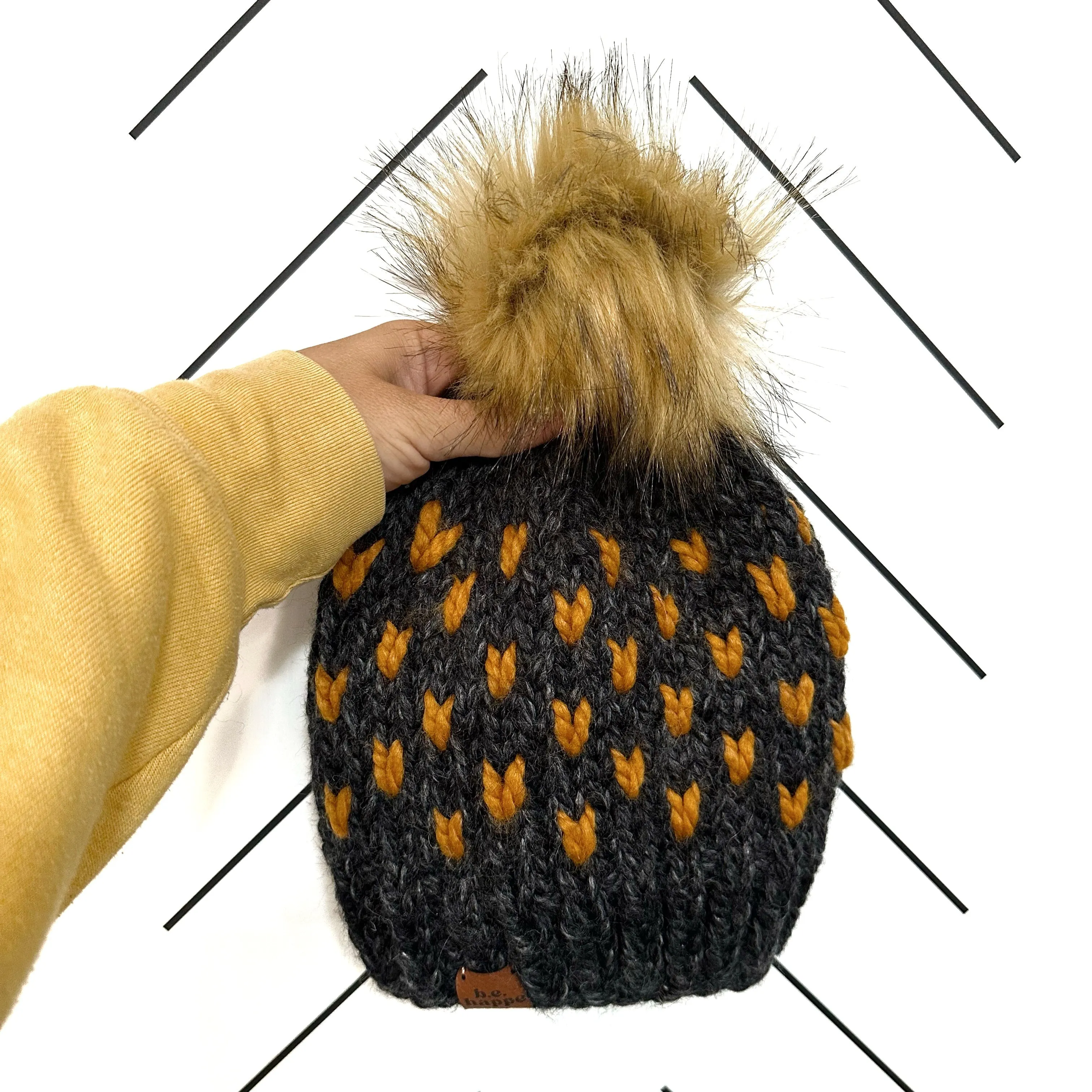 Youth Knit Happe Hearts Hat | Charcoal Gray   Butterscotch